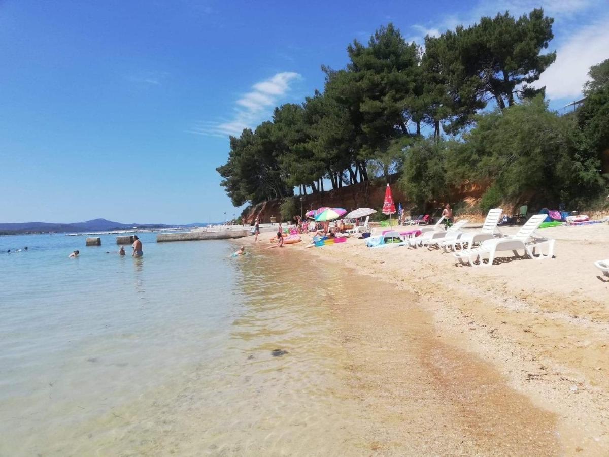 Danyja Apartments Sveti Filip i Jakov Bagian luar foto