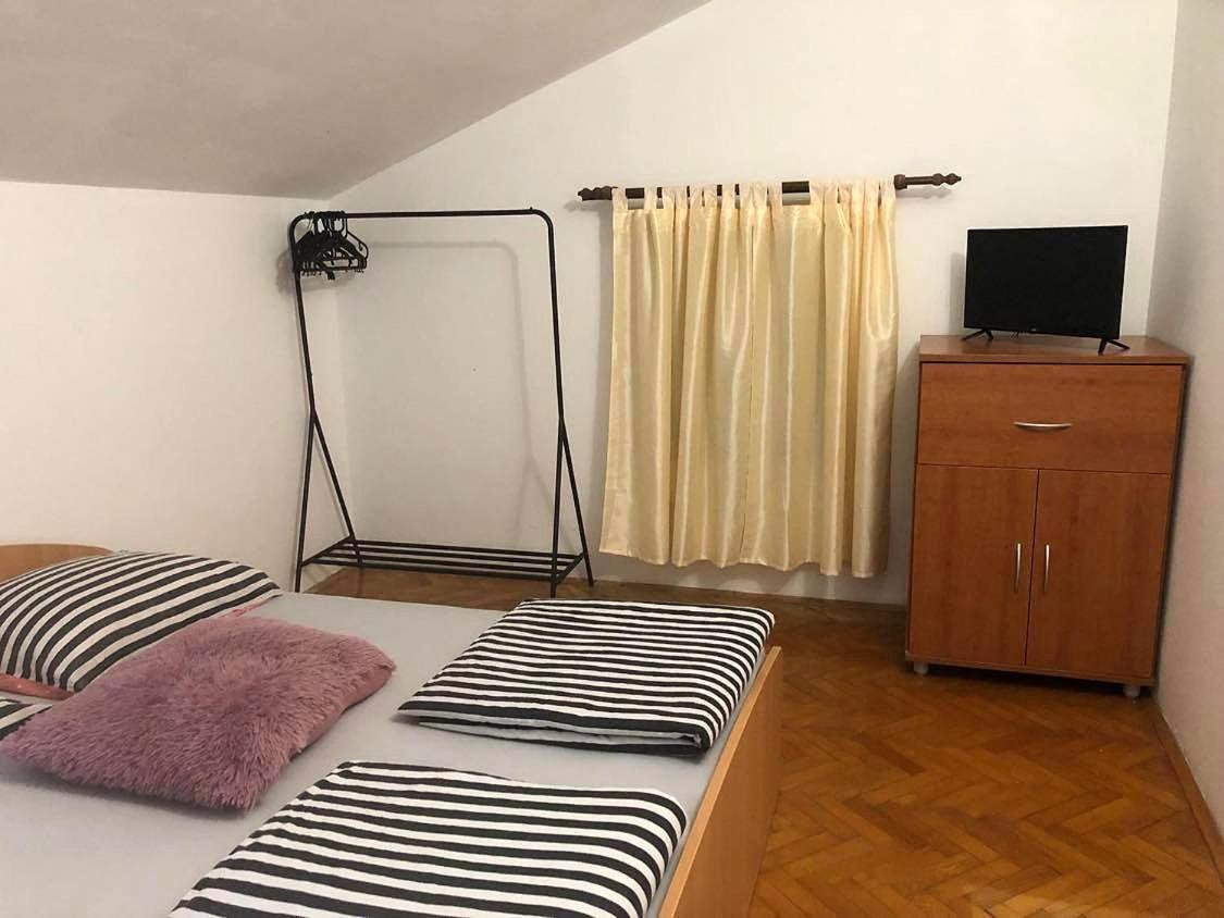 Danyja Apartments Sveti Filip i Jakov Bagian luar foto