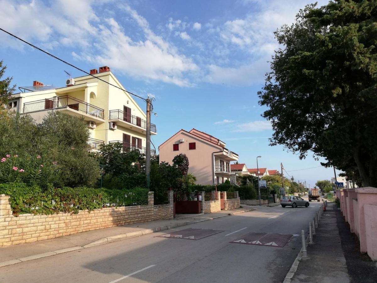 Danyja Apartments Sveti Filip i Jakov Bagian luar foto