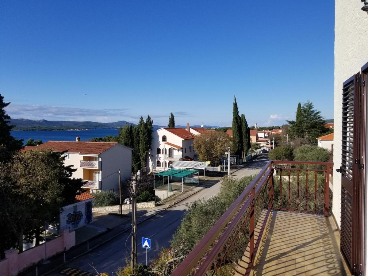Danyja Apartments Sveti Filip i Jakov Bagian luar foto