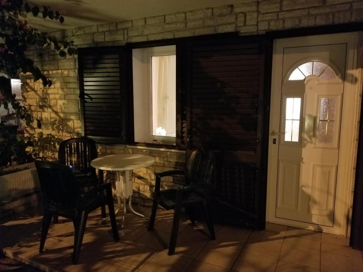 Danyja Apartments Sveti Filip i Jakov Bagian luar foto