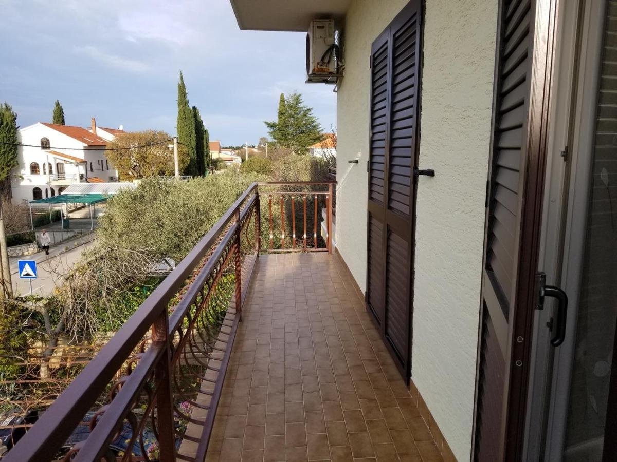 Danyja Apartments Sveti Filip i Jakov Bagian luar foto